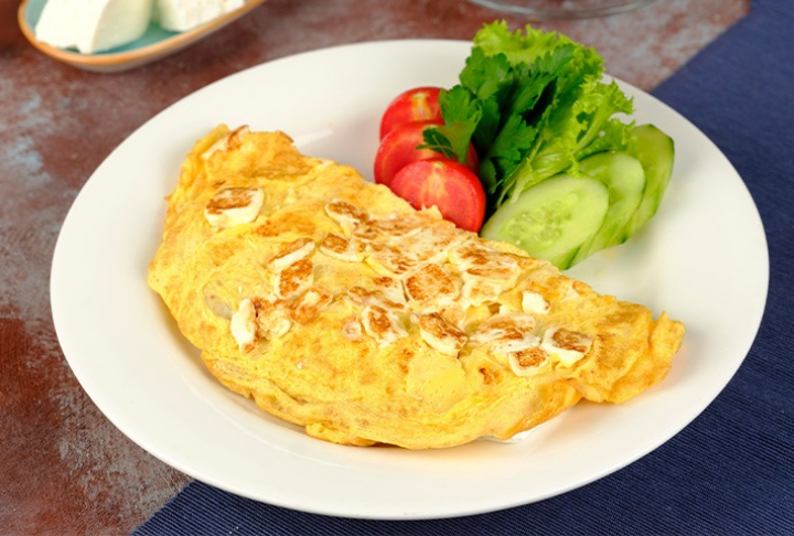 Kaşarlı Omlet